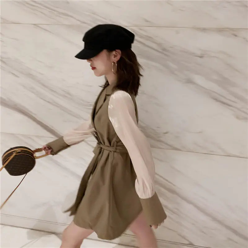 Korea Women's Fashion Trench Coat with Belt K423