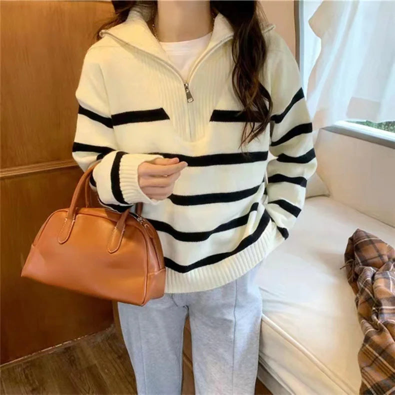 Women's Striped Sweater in Contrasting Colors with Zipper