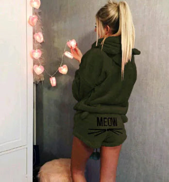 Conjunto de Pijama de Gato com Bordado e Estilo Moletom