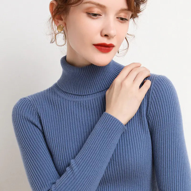 Women's Thick Turtleneck Base Layer for Fall and Winter