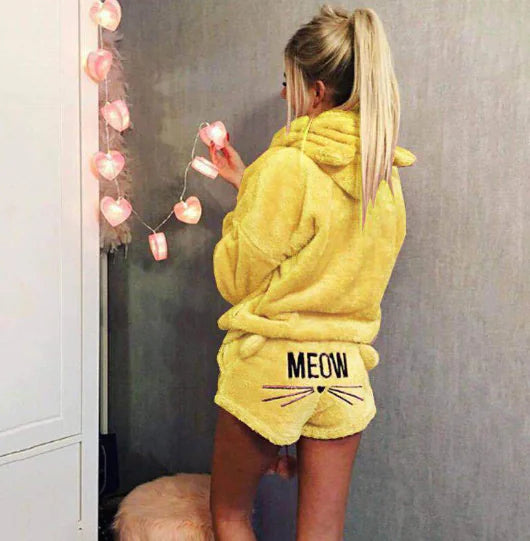 Conjunto de Pijama de Gato com Bordado e Estilo Moletom